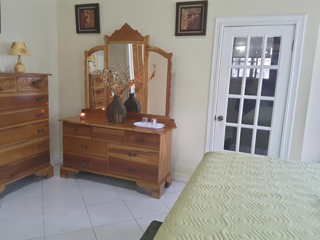 Cazwin Villas Montego Bay Rom bilde