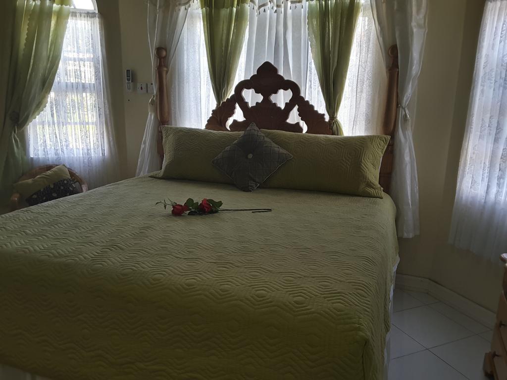 Cazwin Villas Montego Bay Eksteriør bilde