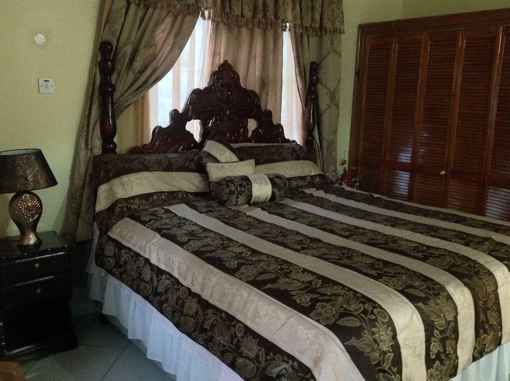 Cazwin Villas Montego Bay Eksteriør bilde
