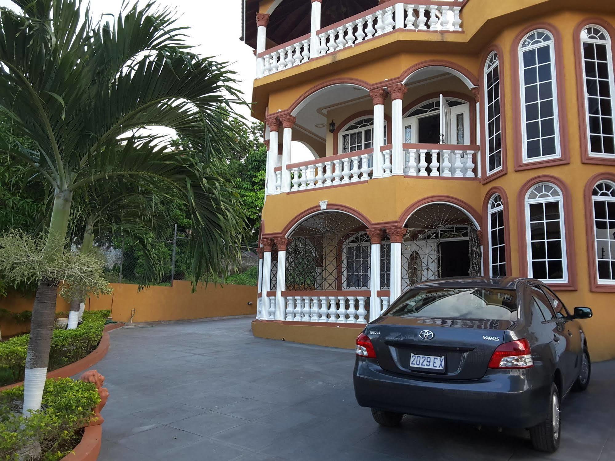 Cazwin Villas Montego Bay Eksteriør bilde