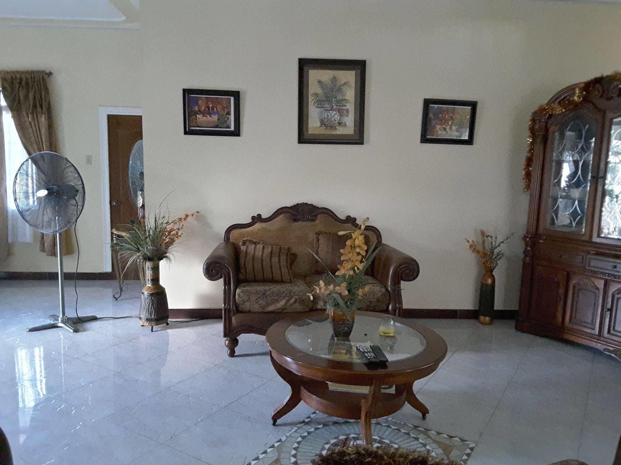 Cazwin Villas Montego Bay Eksteriør bilde