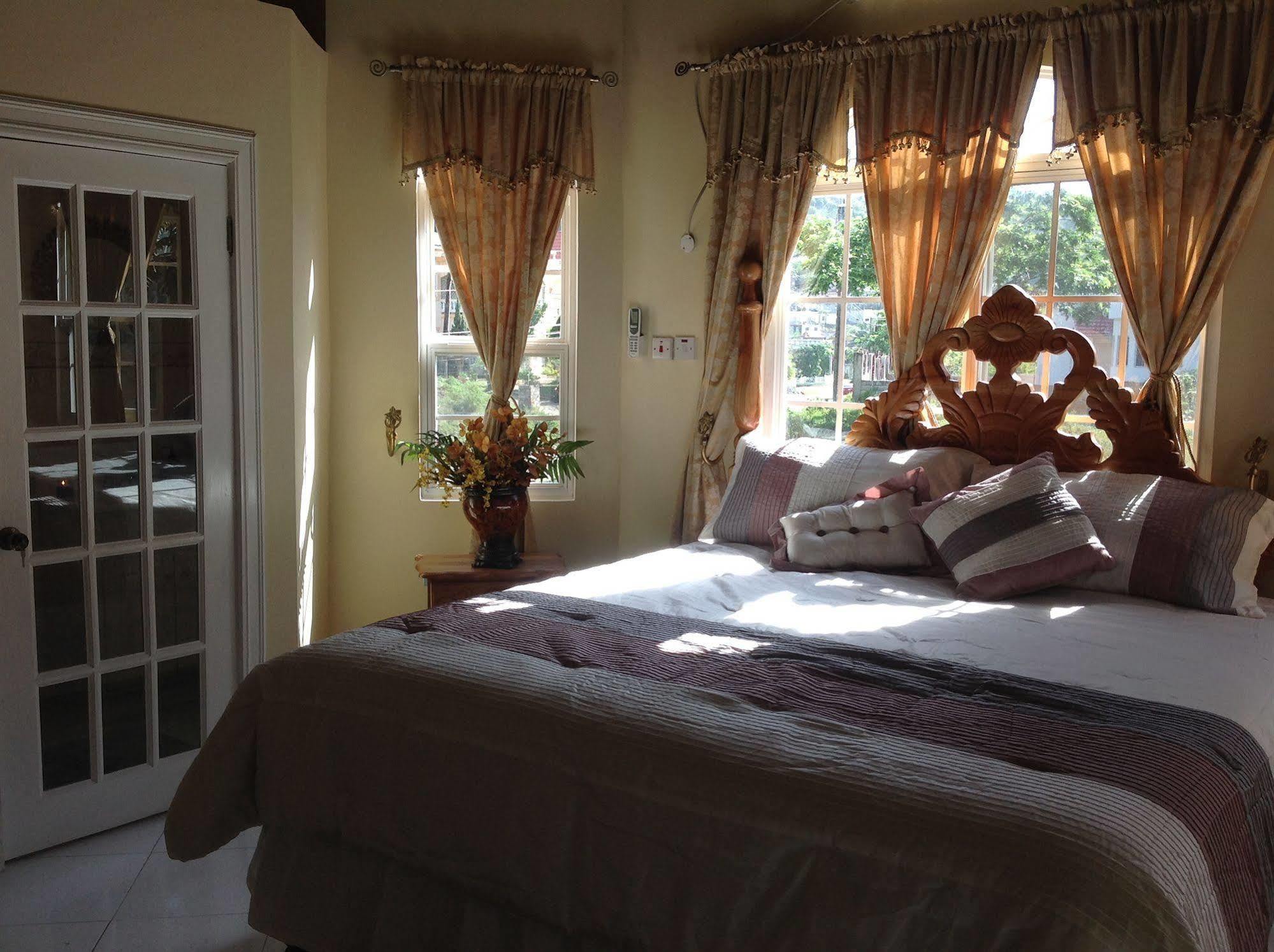 Cazwin Villas Montego Bay Eksteriør bilde
