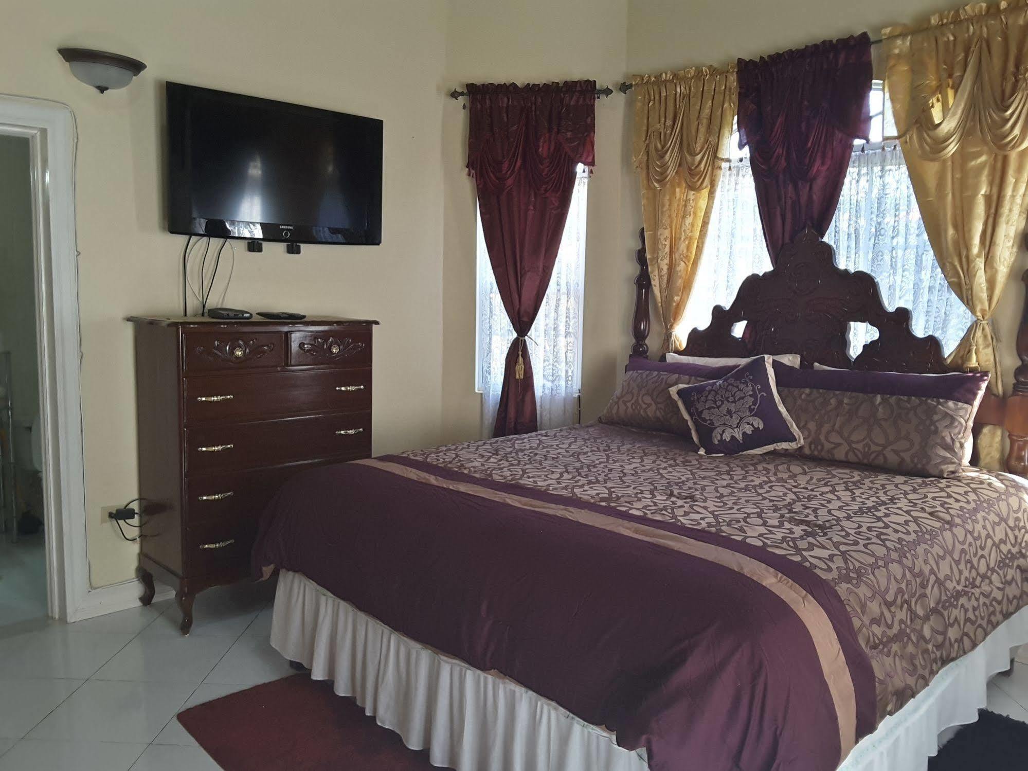 Cazwin Villas Montego Bay Eksteriør bilde